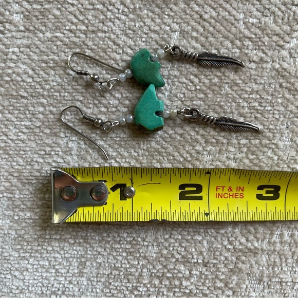 Zuni Bear Silver Tone Feather Dangle Earrings Hook Closure - Picture 4 of 4